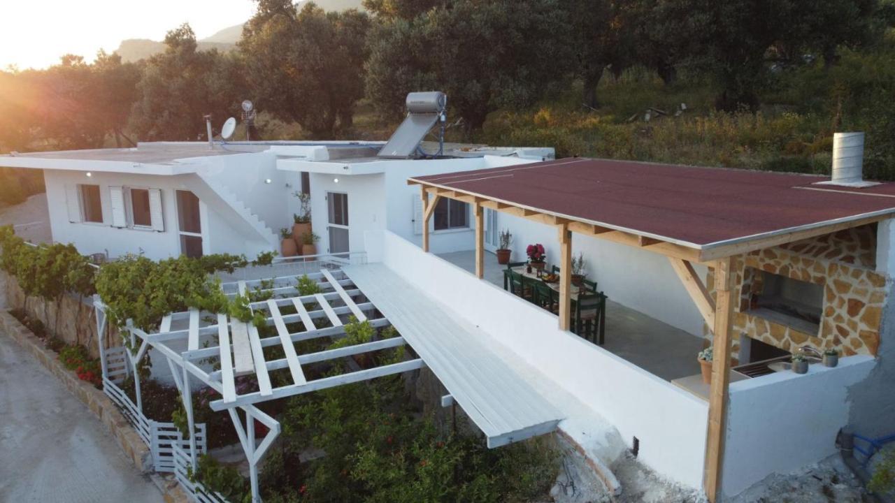 Mano's House Σπίτι διακοπών Τριόπετρα